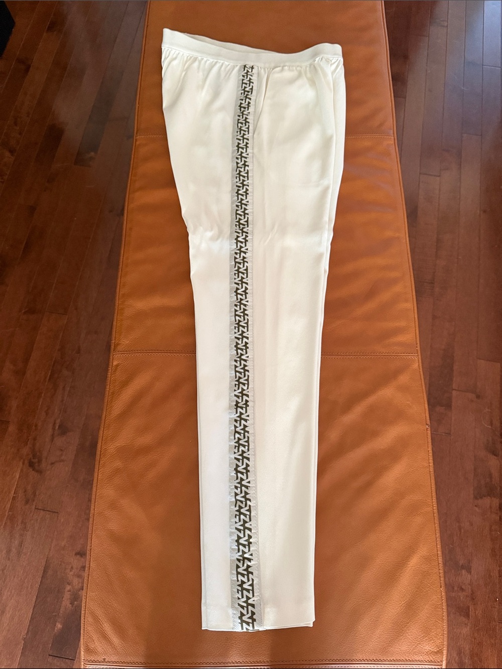 Zadig & Voltaire off White Pants with off White and kaki Logo Stripe